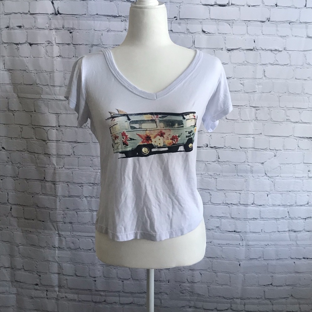 Boutique flower bus T-shirt